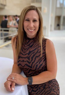 Teri  Thomas